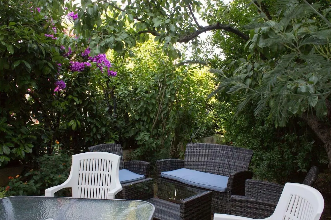 Apartment Zora Pula