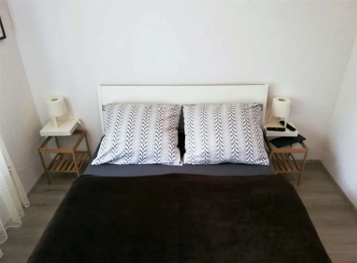 Apartment Zora Pula